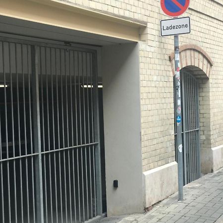Moderne Galeriewohnung Mit Balkon Und Stellplatz Am Wenigemarkt 에르푸르트 외부 사진