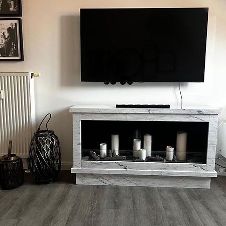 Moderne Galeriewohnung Mit Balkon Und Stellplatz Am Wenigemarkt 에르푸르트 외부 사진