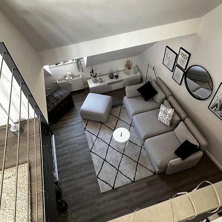 Moderne Galeriewohnung Mit Balkon Und Stellplatz Am Wenigemarkt 에르푸르트 외부 사진