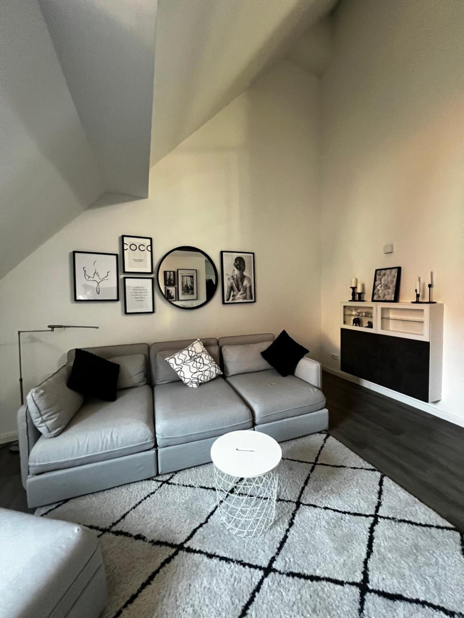 Moderne Galeriewohnung Mit Balkon Und Stellplatz Am Wenigemarkt 에르푸르트 외부 사진