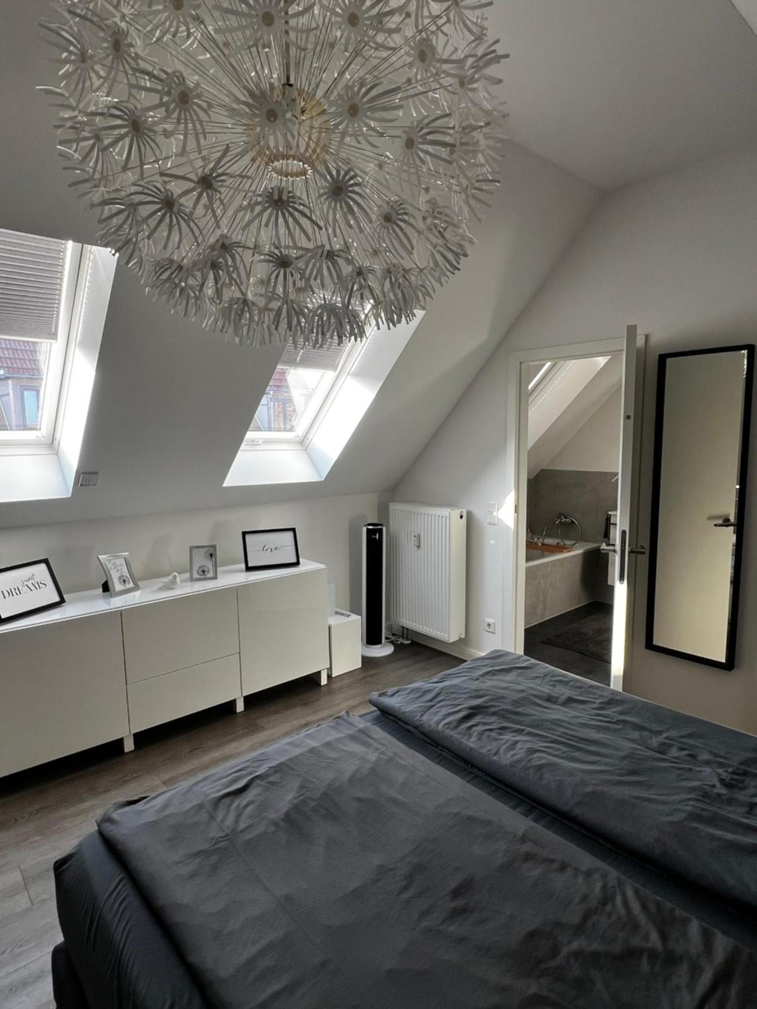 Moderne Galeriewohnung Mit Balkon Und Stellplatz Am Wenigemarkt 에르푸르트 외부 사진