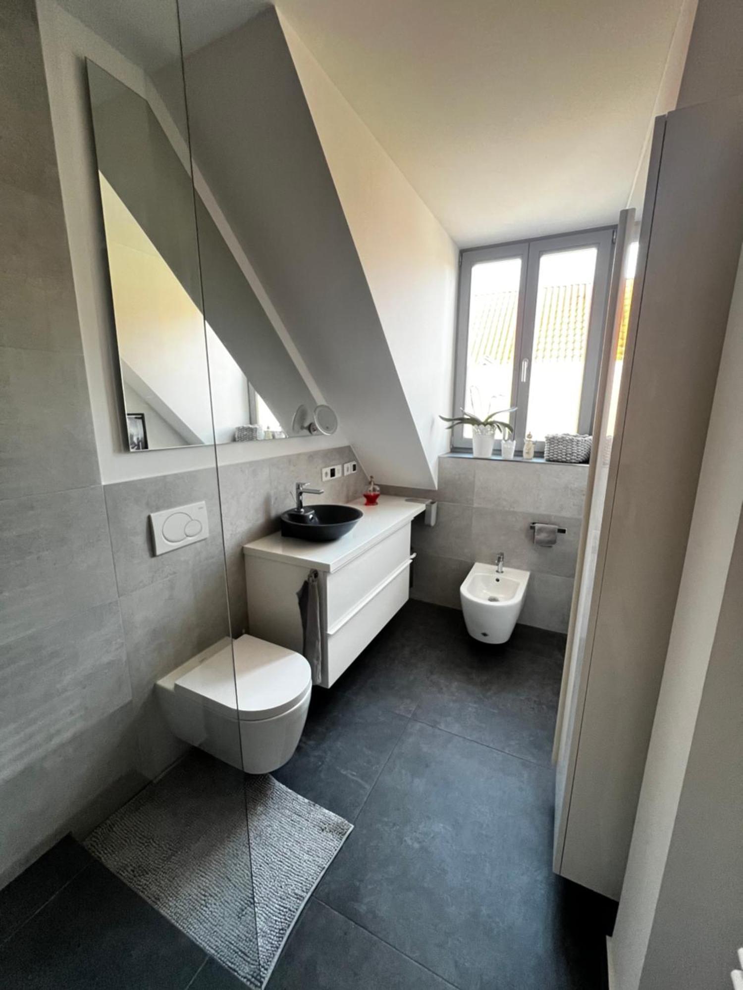 Moderne Galeriewohnung Mit Balkon Und Stellplatz Am Wenigemarkt 에르푸르트 외부 사진
